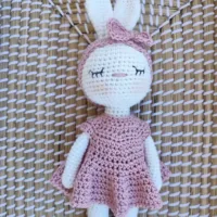 Conejita en crochet